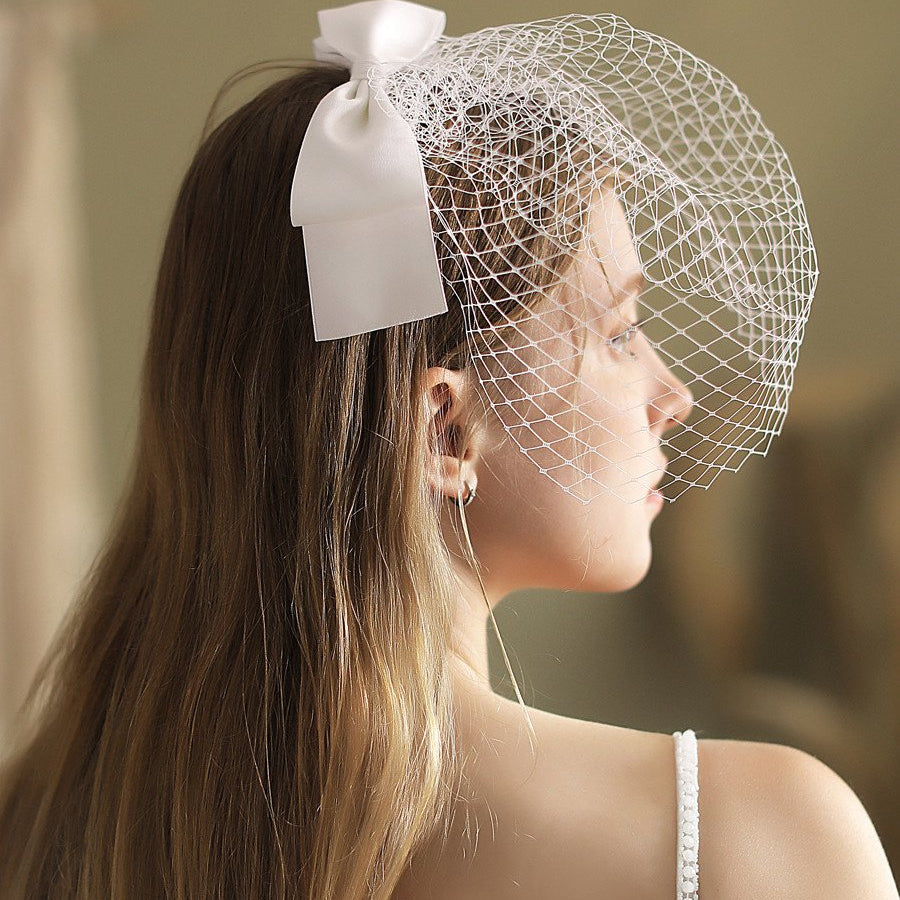 Short Birdcage Wedding Veil With Bow