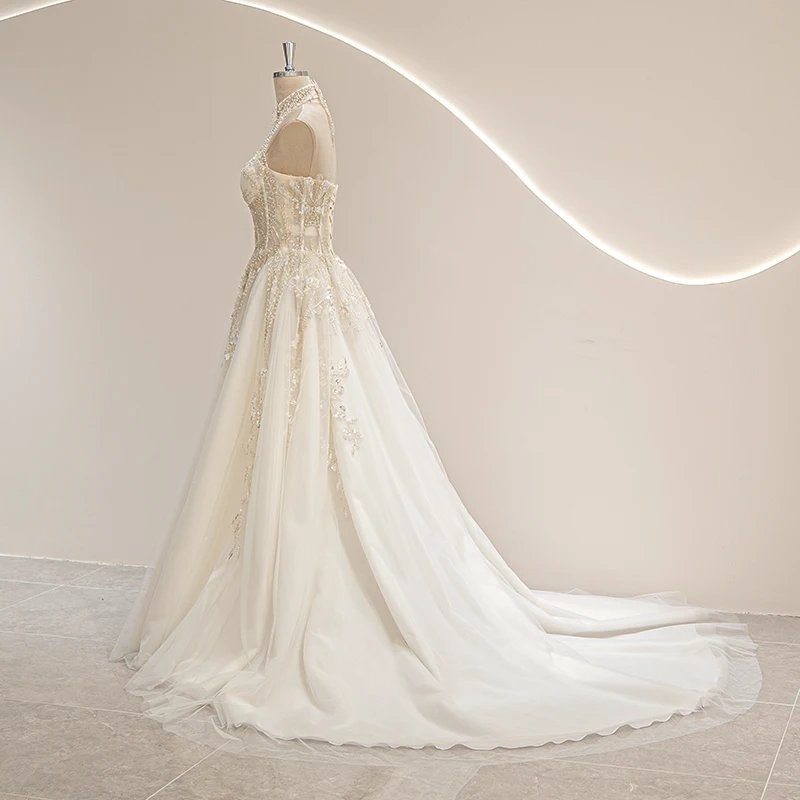 Halter Neckline Ivory Vintage Bride Wedding Gown