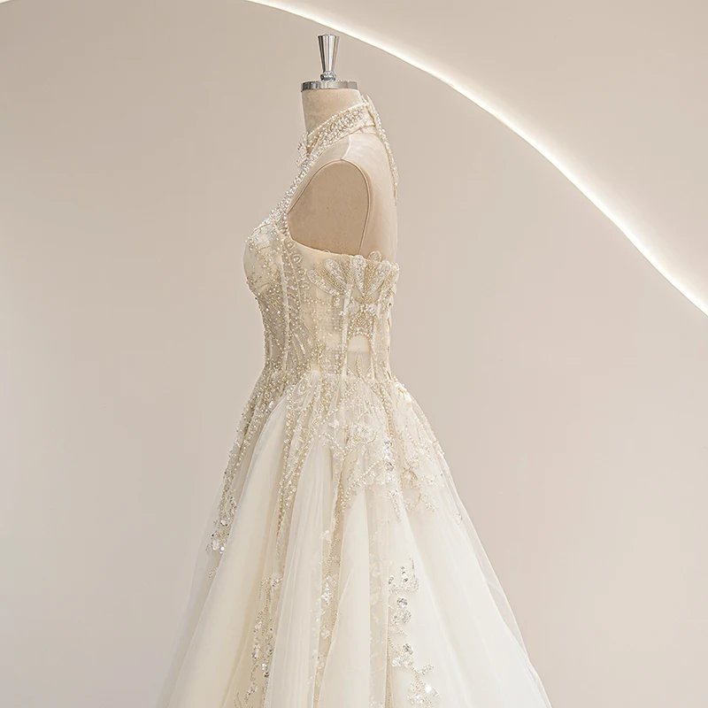 Halter Neckline Ivory Vintage Bride Wedding Gown