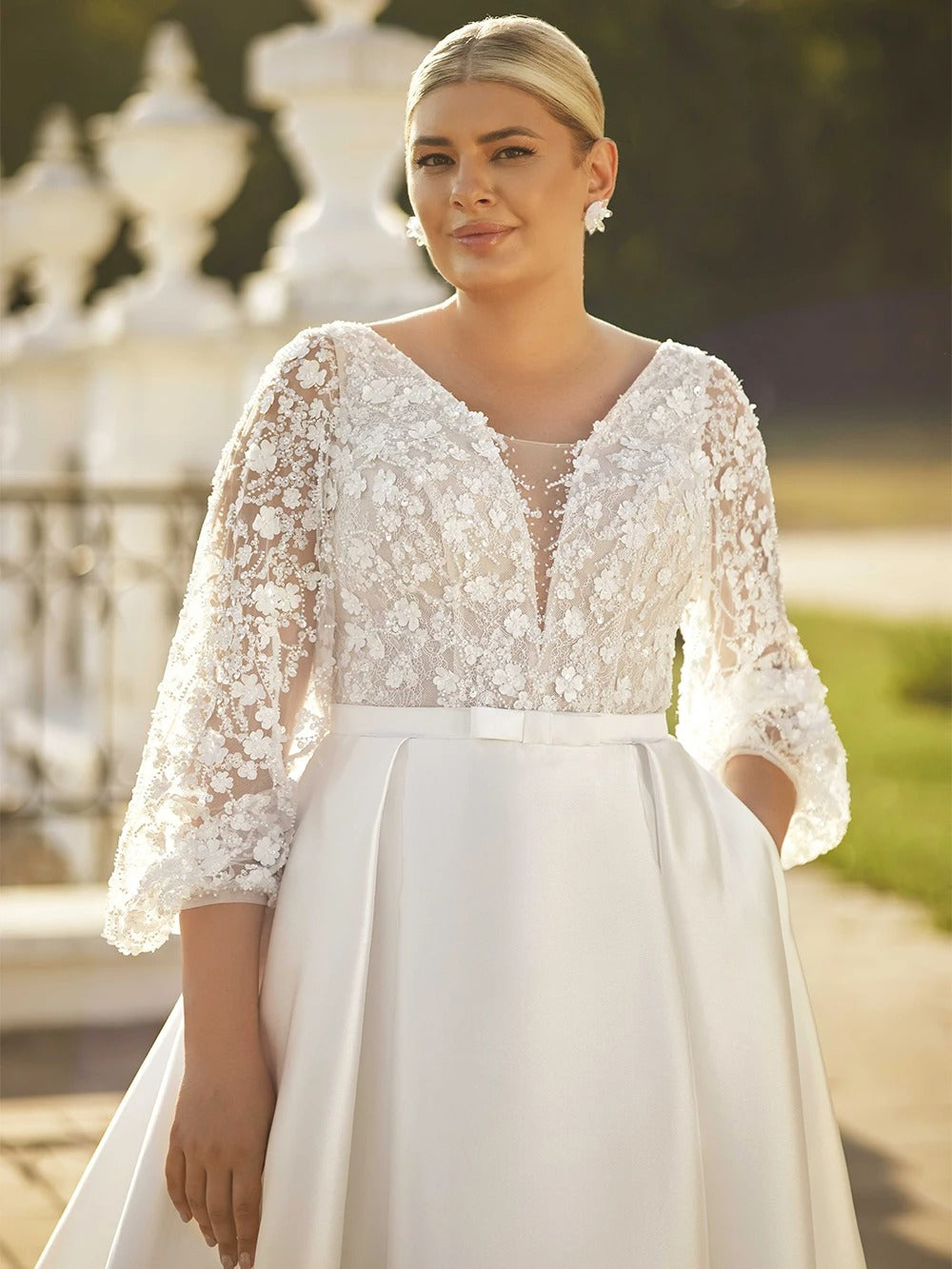 Floral lace V neckline bodice,a-line plus sizes bridal gown-formal elegance