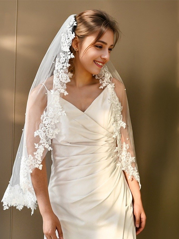 Short Wedding Veil With Lace and Pearls