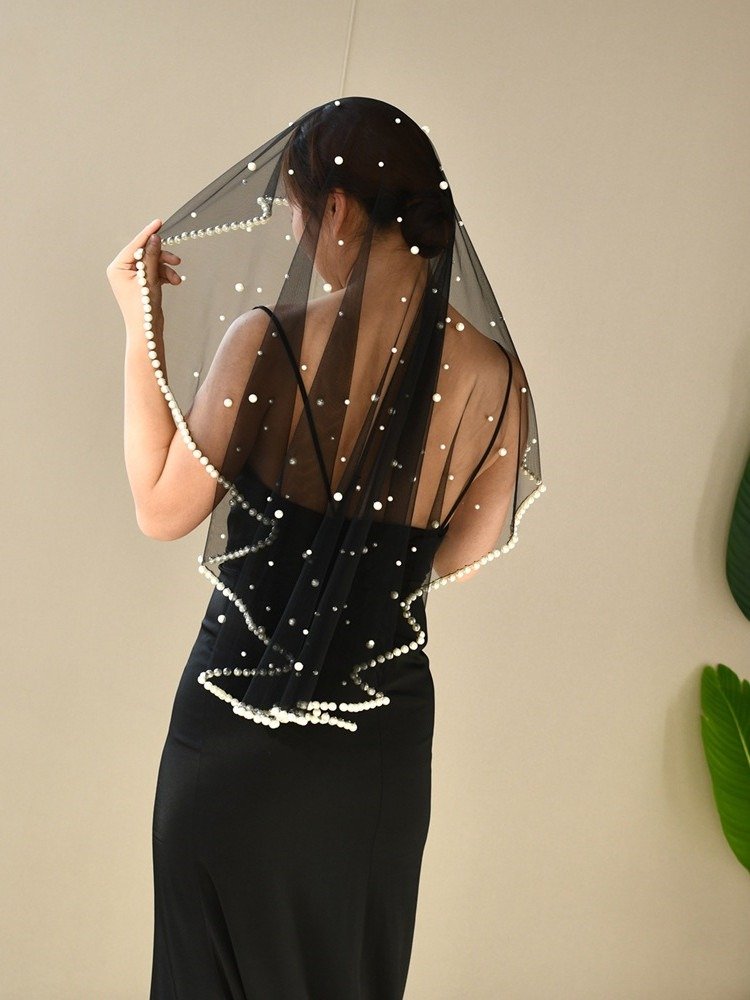 Black Short Veil With Pearls