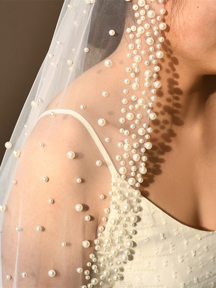 Single Layer Pearls Tulle Bridal Veil