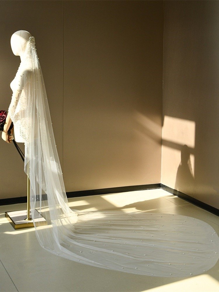Single Layer Pearls Tulle Bridal Veil