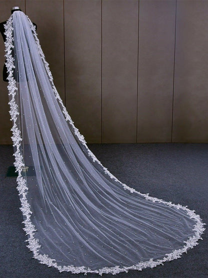 Short Wedding Veil With Lace and Pearls