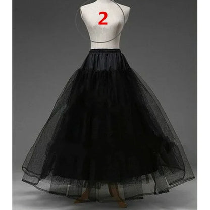 Black petticoat front view, voluminous tulle skirt with scalloped sheer hem
