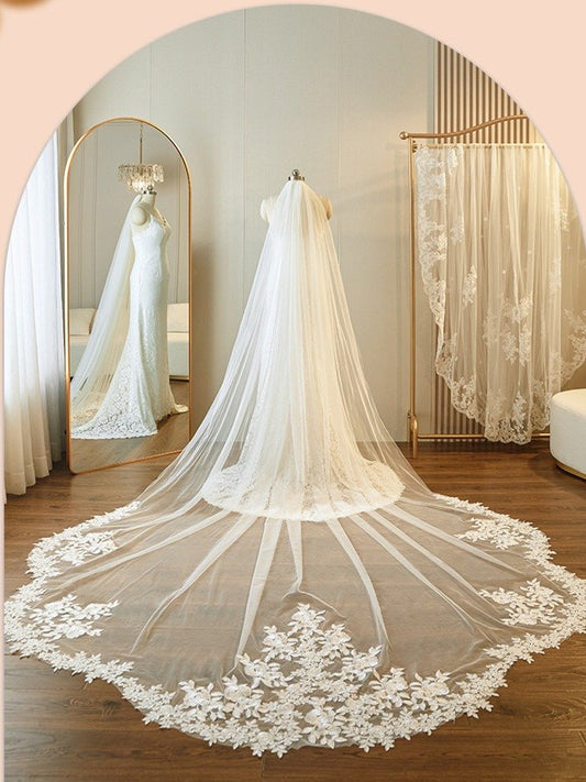 Cathedral Veil Petal Shaped With Lace Edge