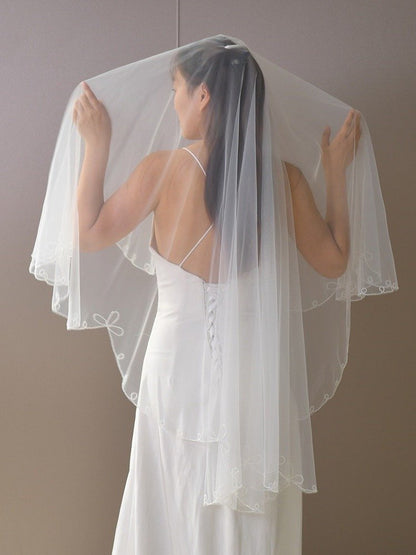 Fingertip 2Tier Blusher Veil