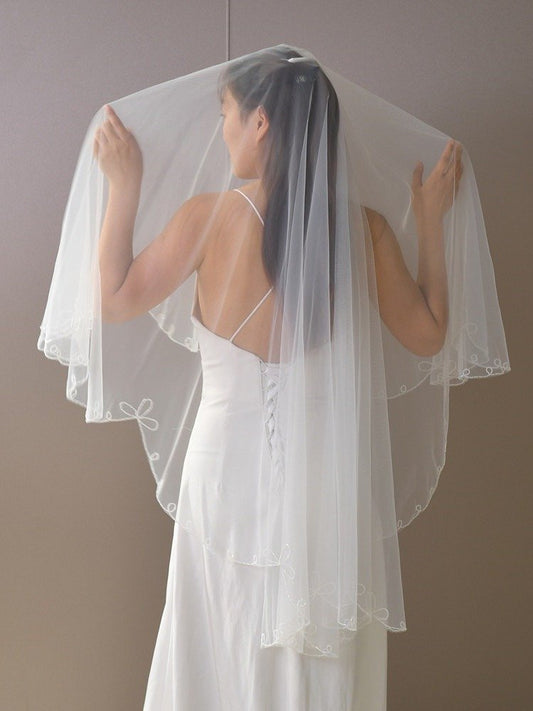 Fingertip 2Tier Blusher Veil